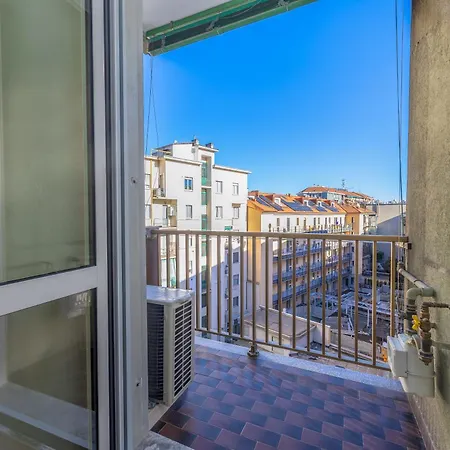 Welchome, 아파트 *