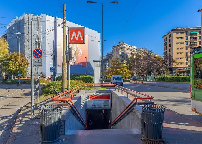 Welchome, Milán